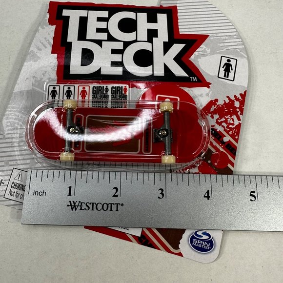 Tech Deck Girl Skateboard Company Red Niels Bennett Common Fingerboard New - Picture 8 of 10